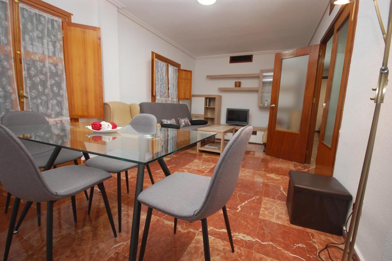 Holi-Rent Estrella Lejlighed Sevilla Eksteriør billede